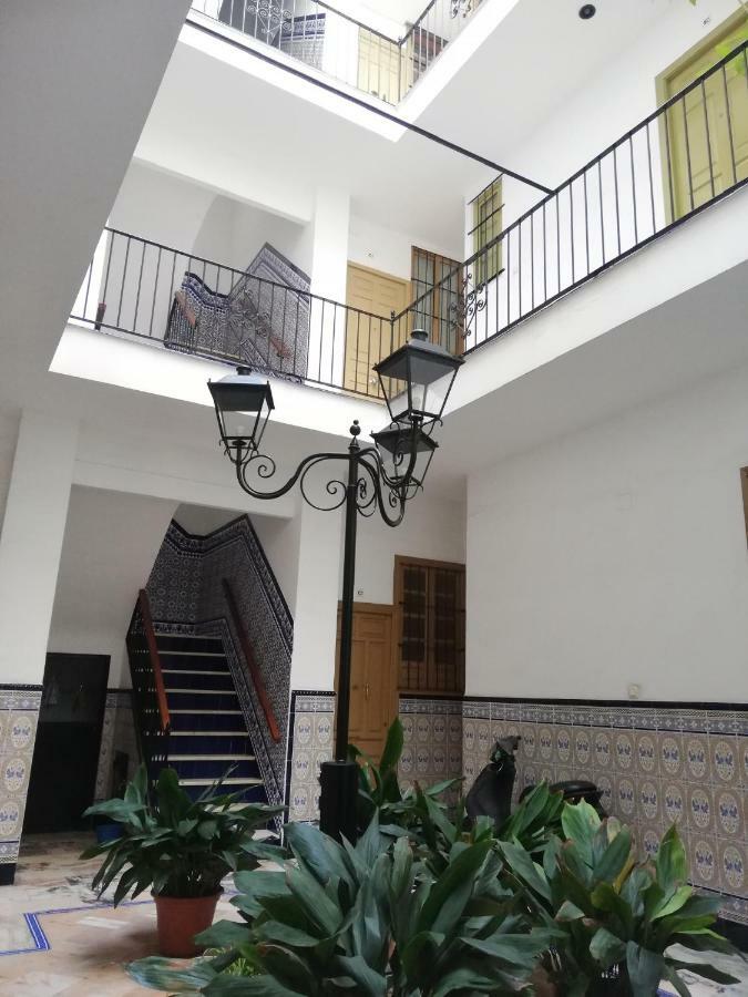 Hispalis Puerta Carmona Appartement *